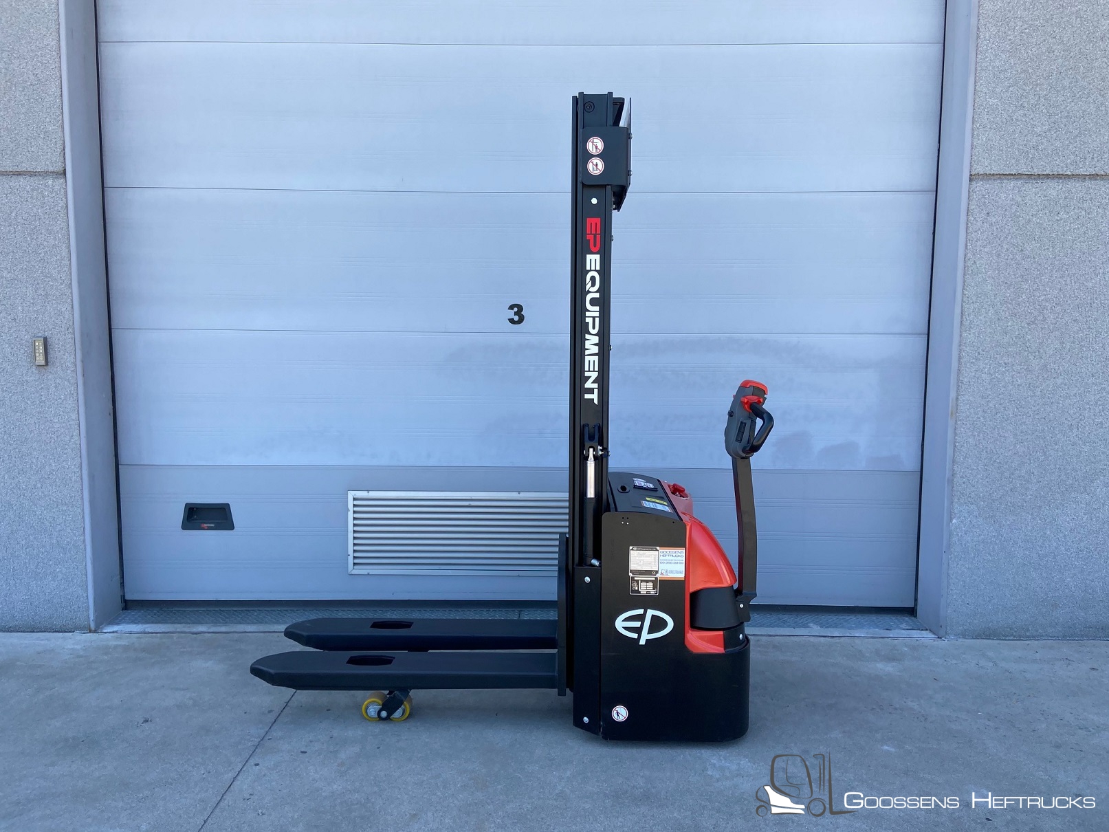 EP equipment ES12-12WAi elektrische stapelaar