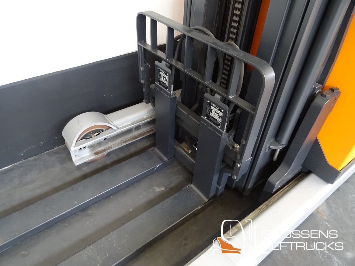 STILL FM-X25 ELEKTRISCHE REACHTRUCK TWEEDEHANDS